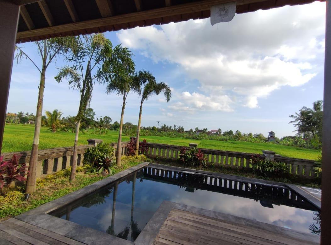 Anggarakasih Ubud Villa Extérieur photo