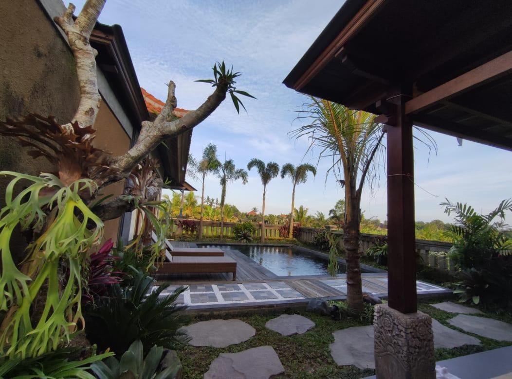 Anggarakasih Ubud Villa Extérieur photo